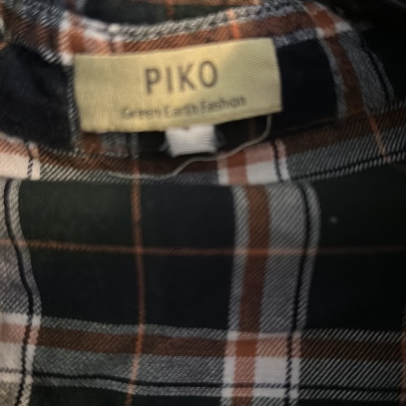 Flannel - Picture 2 of 3